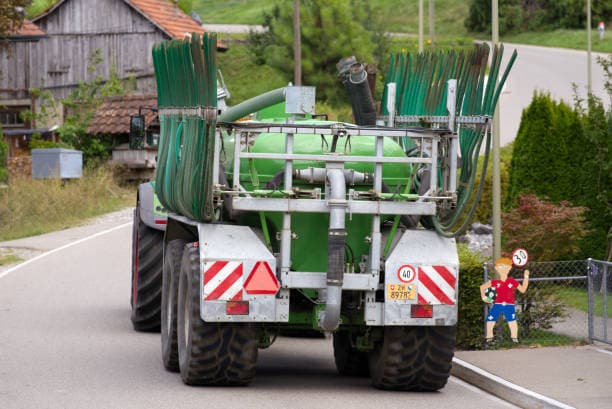 تصویر 3 از خرید سمپاش پشت تراکتوری طوس فدک + فروش ویژه